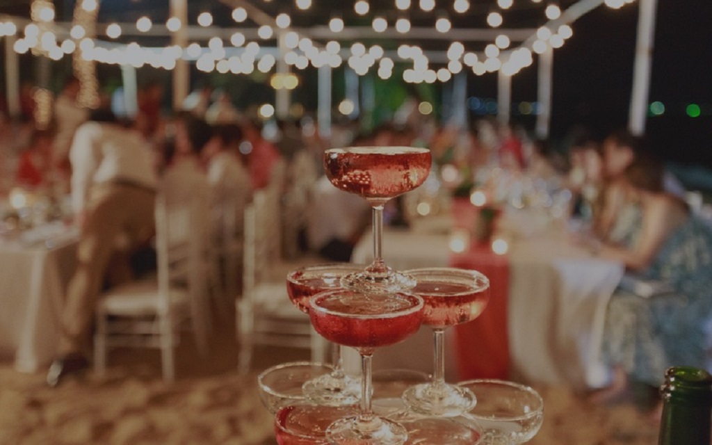 Essential Tips for Planning a Successful Business Party